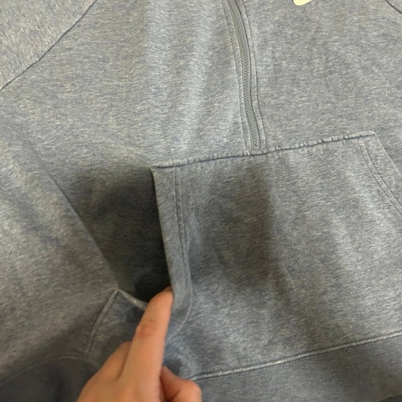 Nike Heather Blue 1/2 zip Pullover Women’s size Medium - Picture 4 of 11